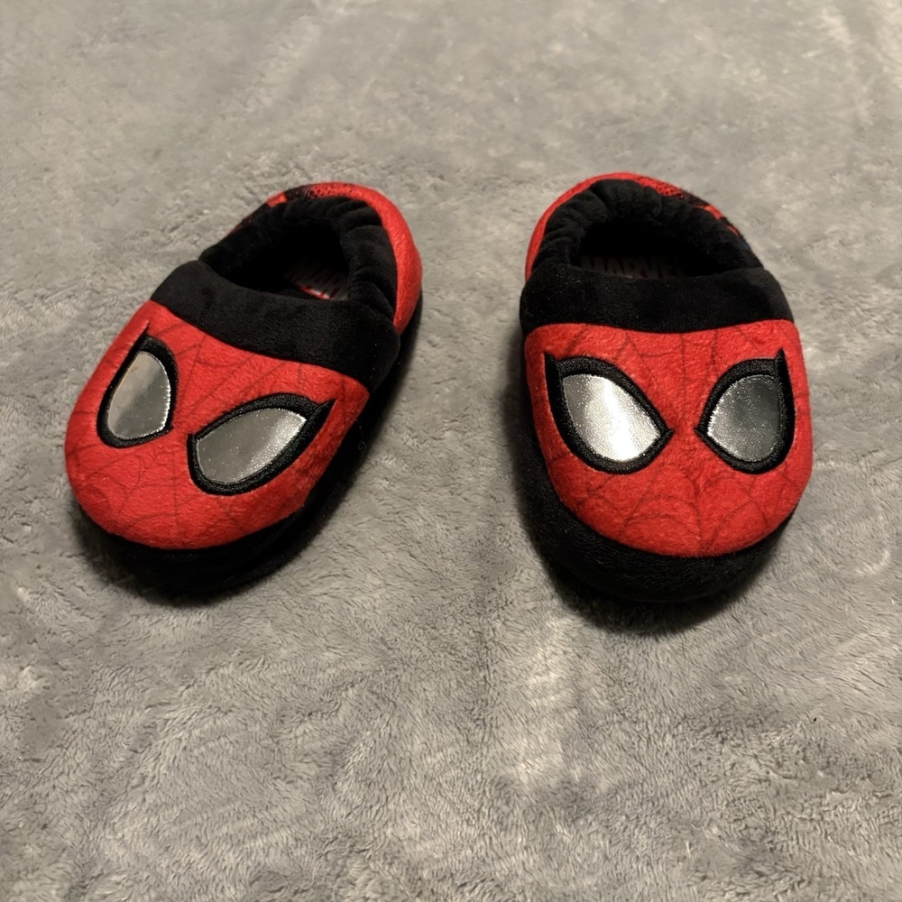 Marvel Spiderman Boys Size S (5/6) Slippers Non Skid